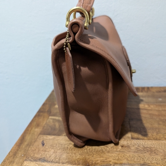 Coach Vintage Leather Willis Bag 9927 In Light Brown( no strap) - Picture 3 of 10